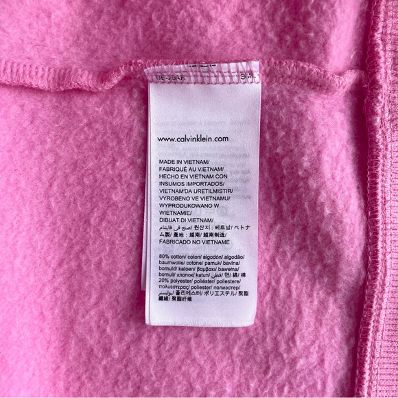 Calvin Klein Jeans Crew Neck Sweatshirt in Pink & Blue - Picture 4 of 6